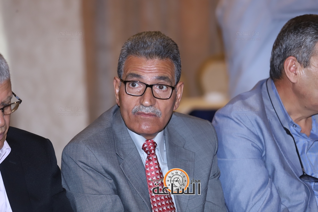 Madar Al-Saa Images 0.5923658236117645