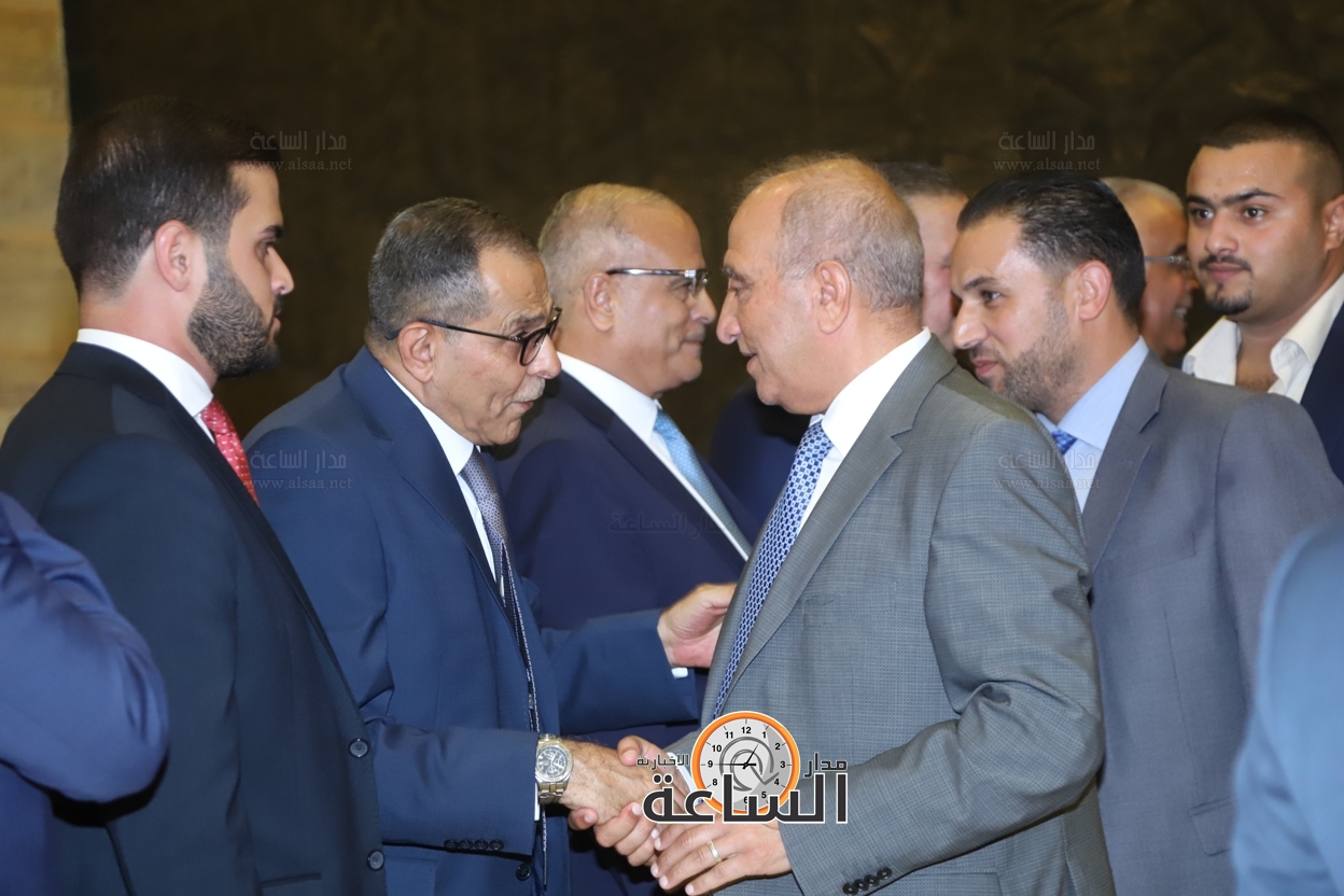 Madar Al-Saa Images 0.3722869798999159