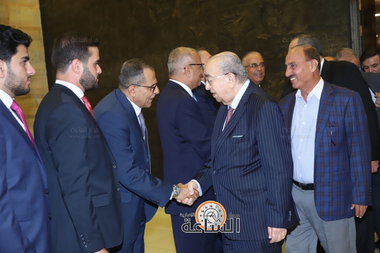 Madar Al-Saa Images 0.4335795116292185