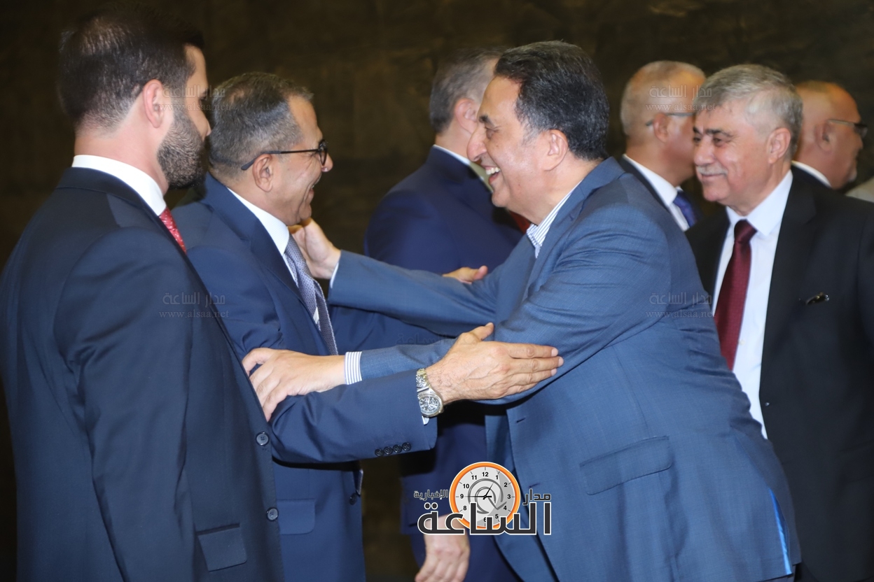 Madar Al-Saa Images 0.6144158696779182