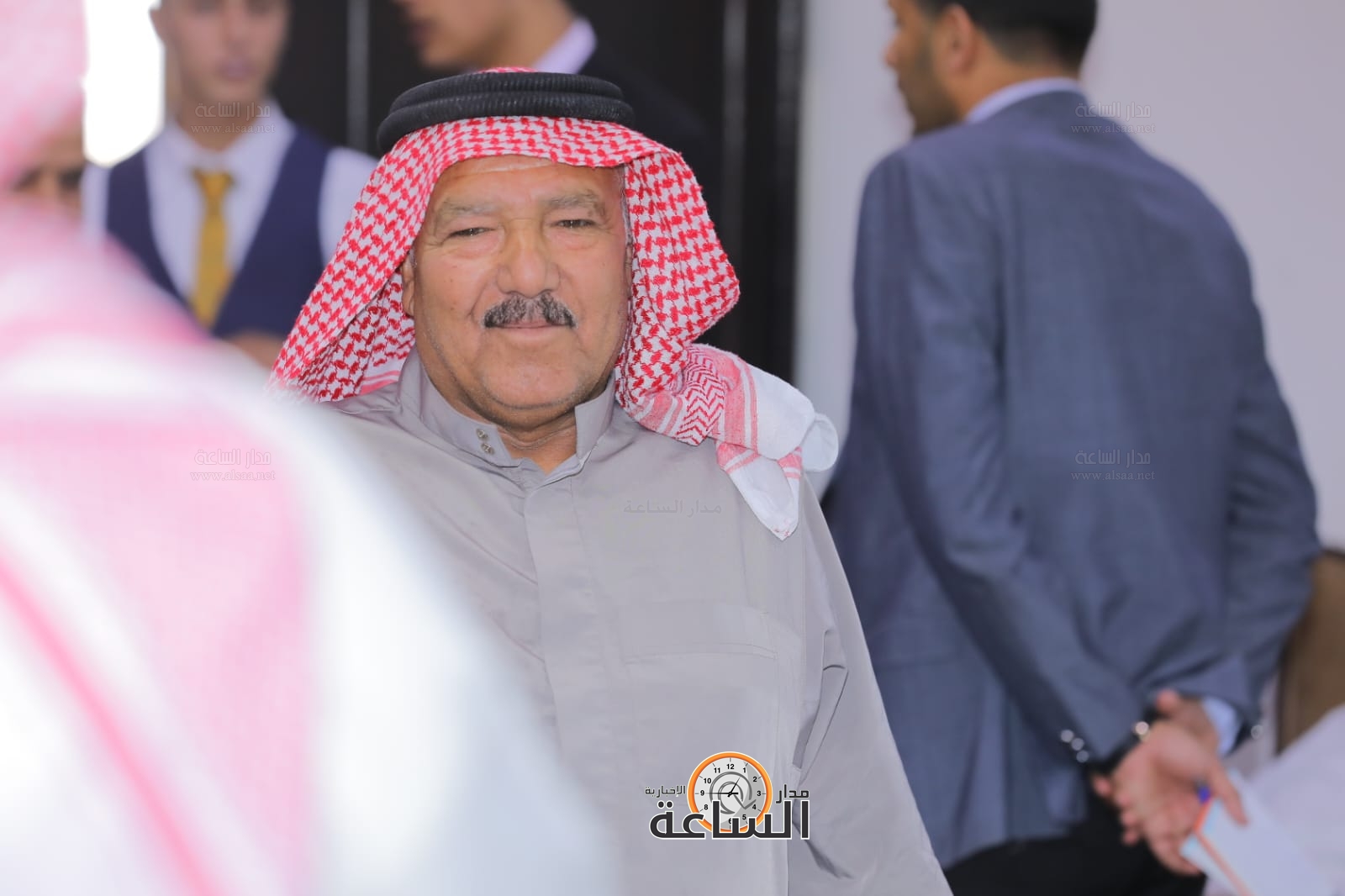 Madar Al-Saa Images 0.4249183683248965