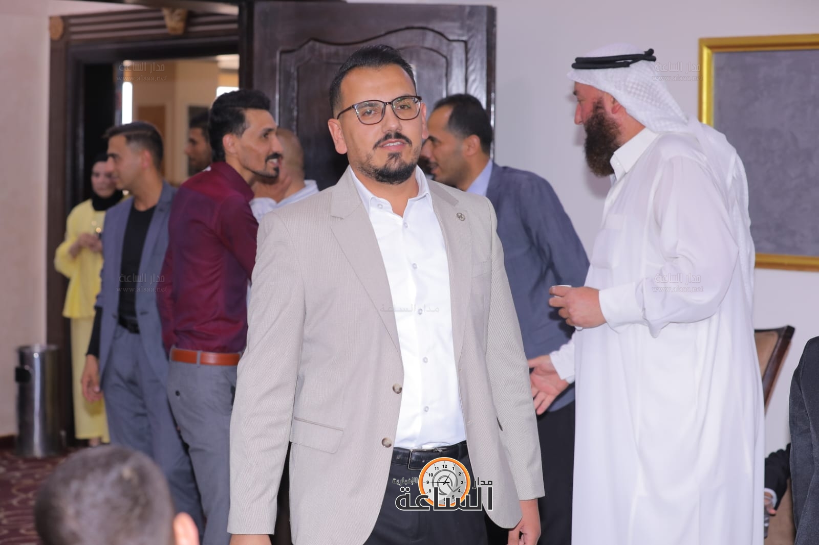 Madar Al-Saa Images 0.2111439000709644