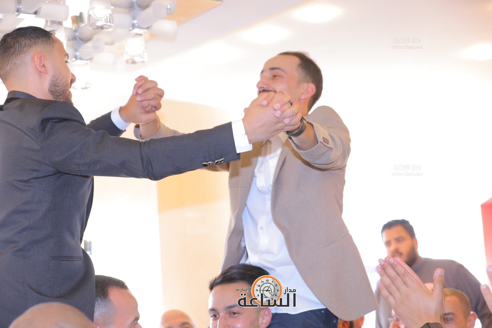 Madar Al-Saa Images 0.5738345101851056