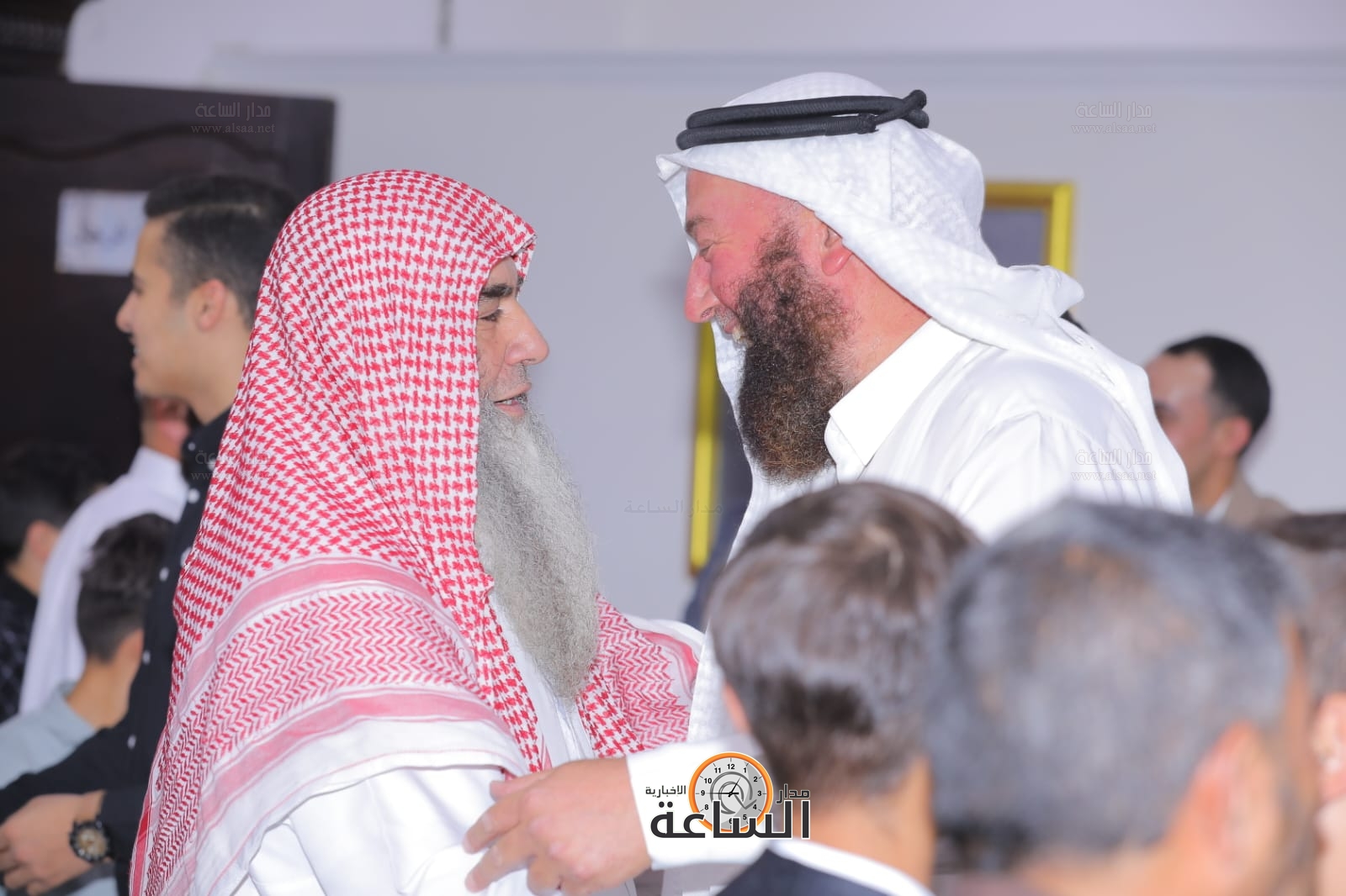 Madar Al-Saa Images 0.5815218080962675