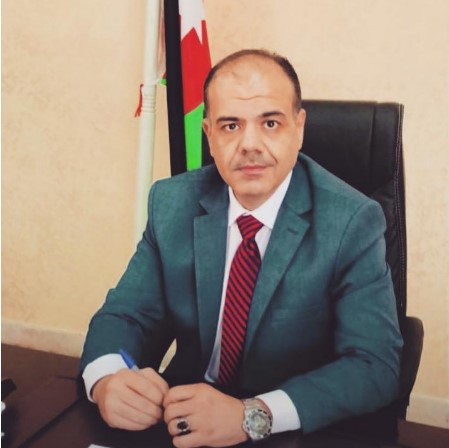 Madar Al-Saa Images 0.6422414782656212