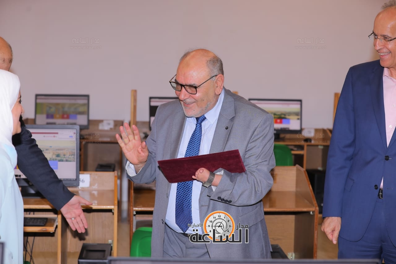 Madar Al-Saa Images 0.8462873412232079