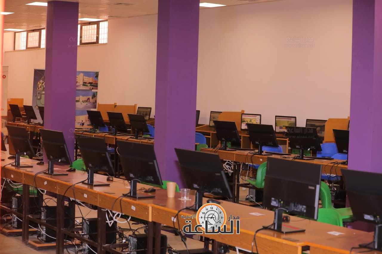 Madar Al-Saa Images 0.4074135235778744