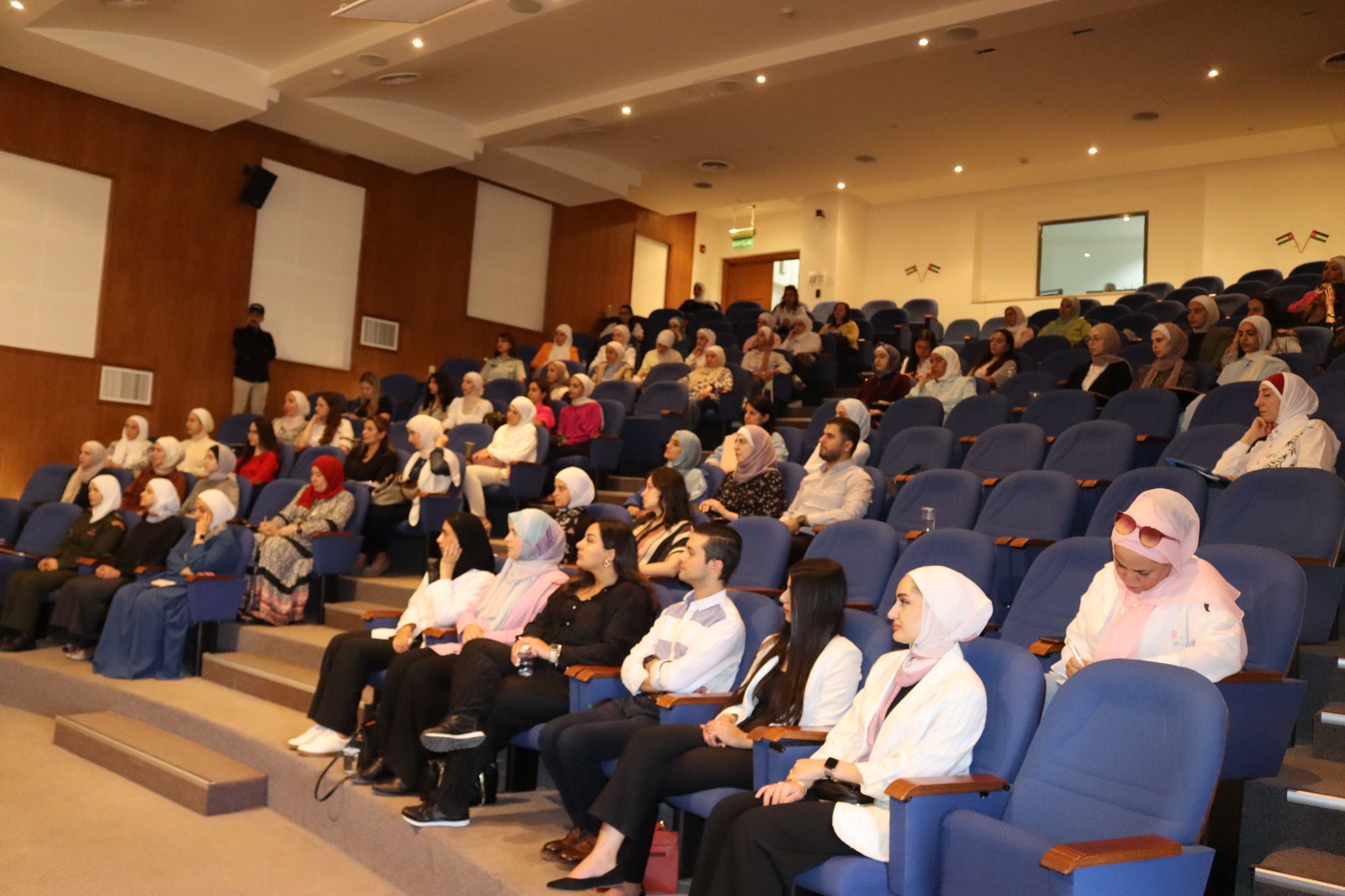 Madar Al-Saa Images 0.7050222887680482