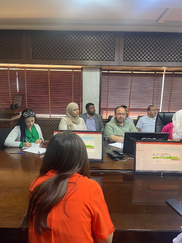 Madar Al-Saa Images 0.9393179410987507