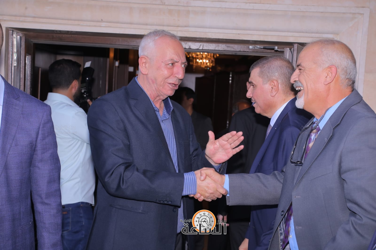 Madar Al-Saa Images 0.9308938098131081