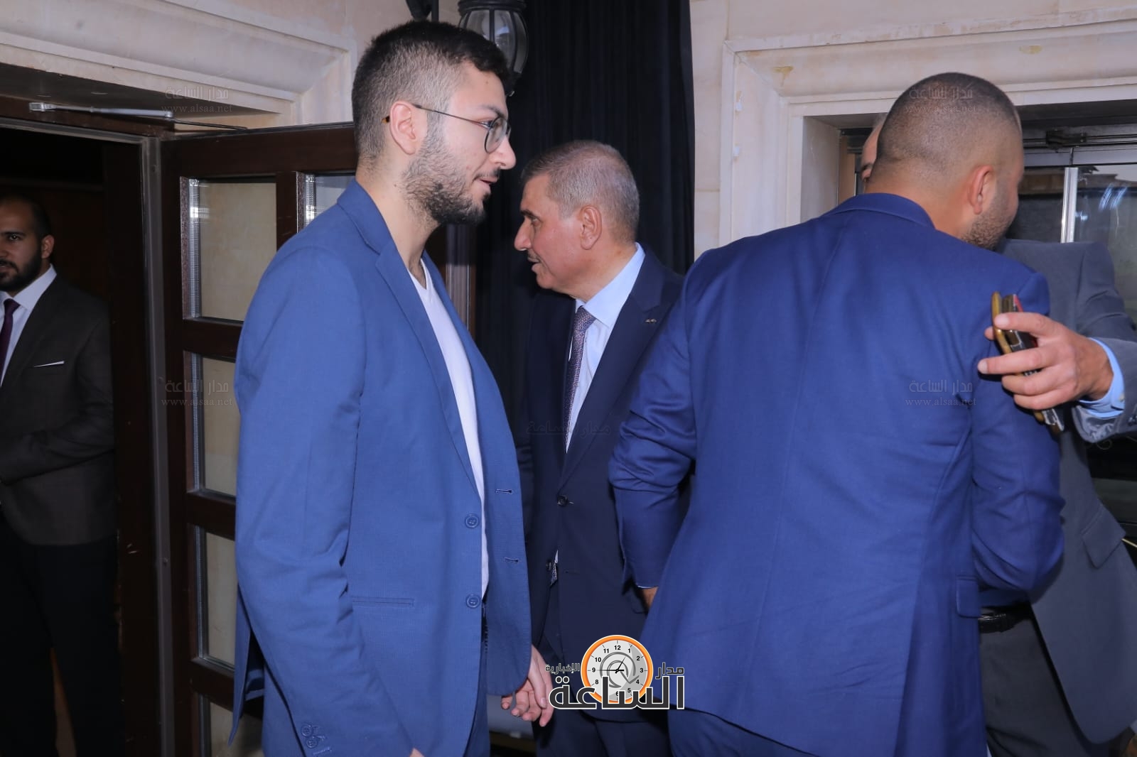 Madar Al-Saa Images 0.833273880028319