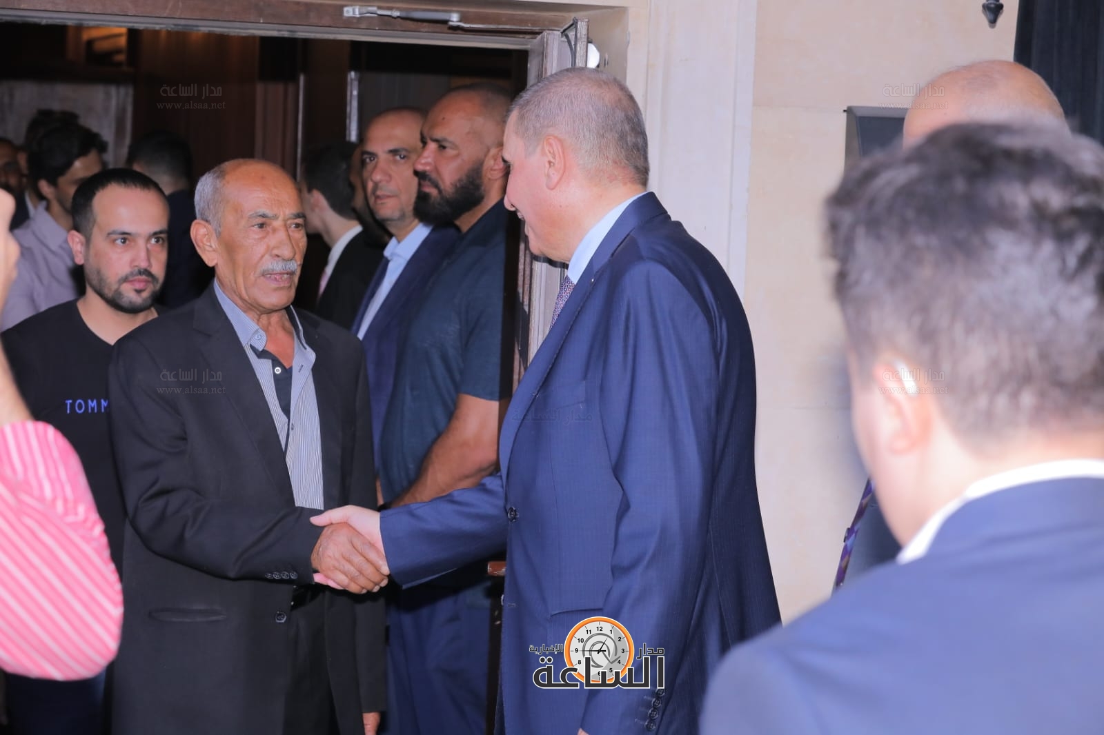 Madar Al-Saa Images 0.05817514272639701