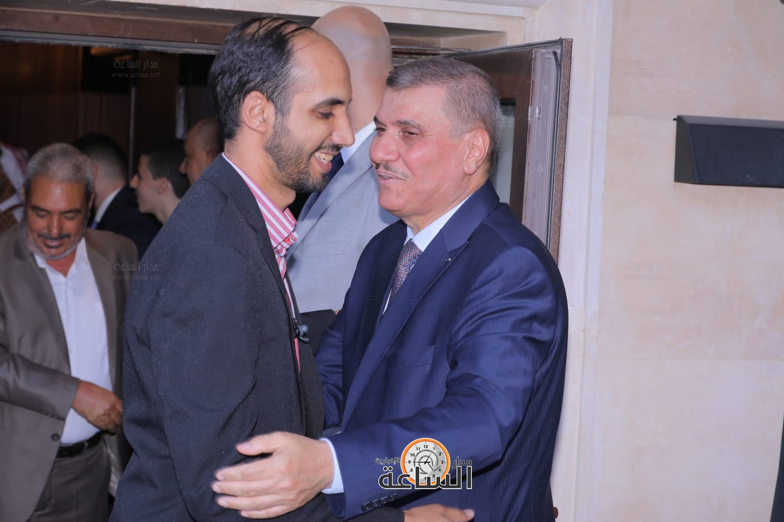 Madar Al-Saa Images 0.5793523544026837