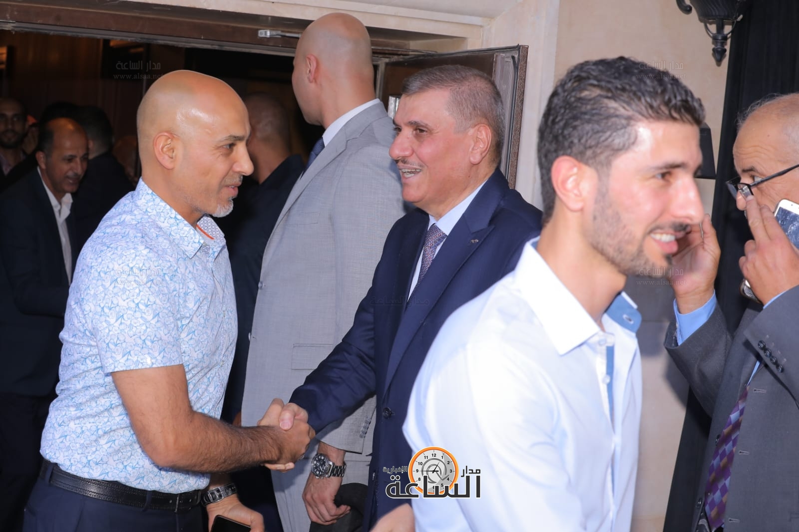 Madar Al-Saa Images 0.9835946613074062