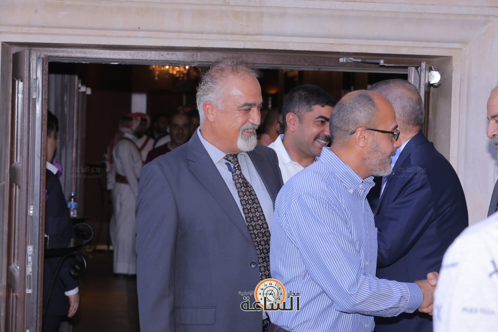 Madar Al-Saa Images 0.24430238785928293