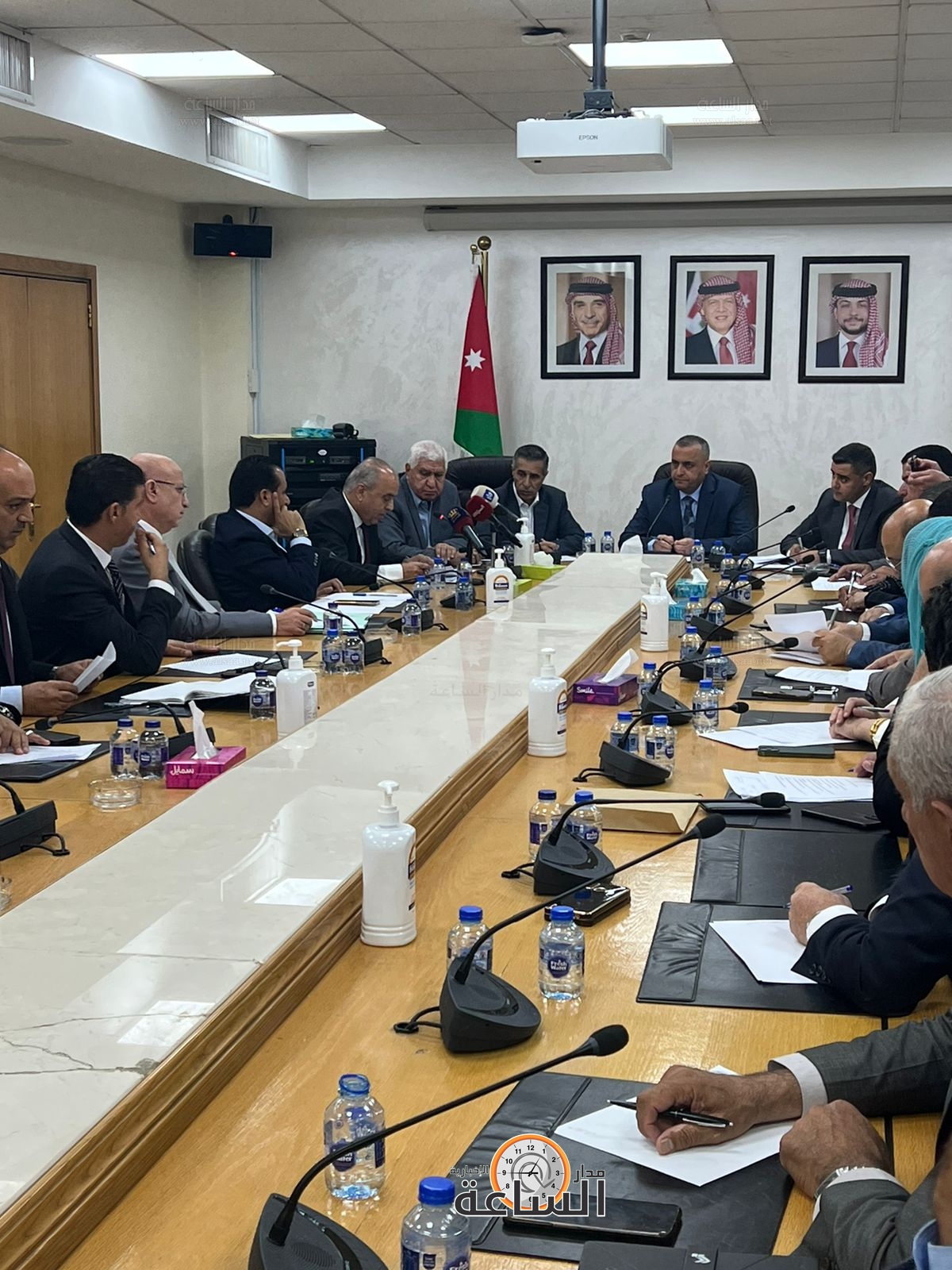 Madar Al-Saa Images 0.11477142947431251