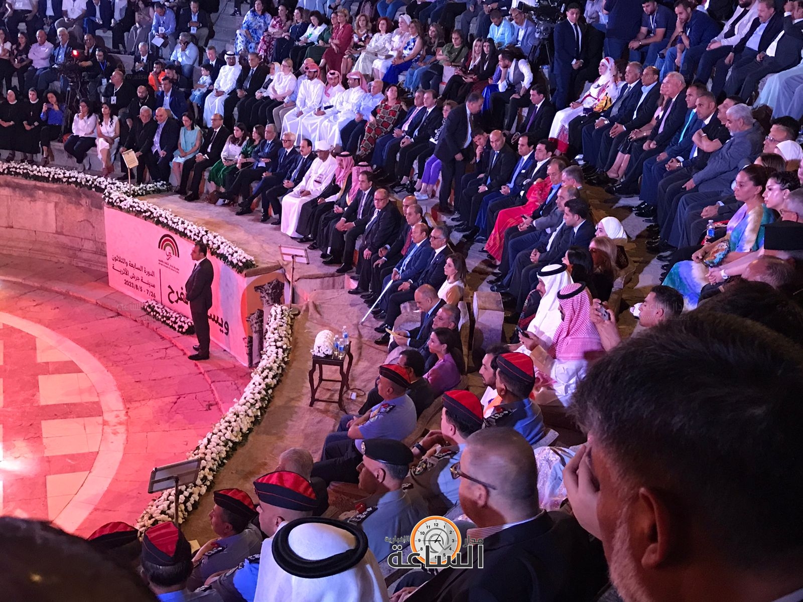 Madar Al-Saa Images 0.3307357577819072