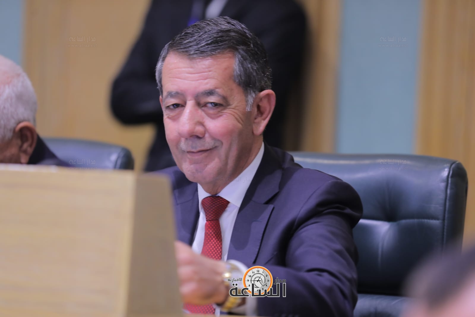 Madar Al-Saa Images 0.8055796754345022