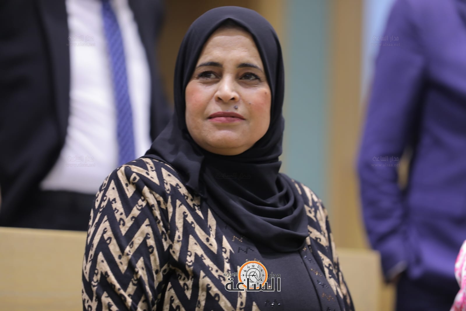 Madar Al-Saa Images 0.9108030740234052