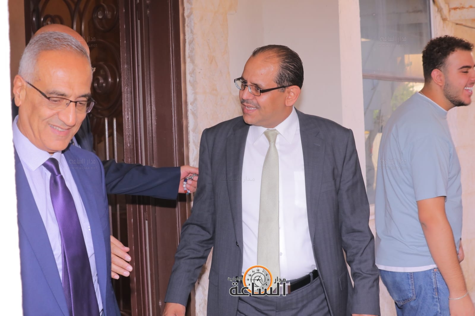 Madar Al-Saa Images 0.4393017595837696