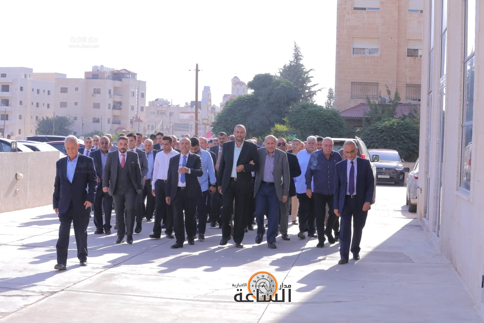 Madar Al-Saa Images 0.9605280693648739