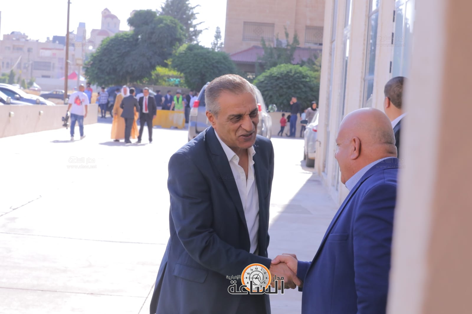 Madar Al-Saa Images 0.40929236431385174