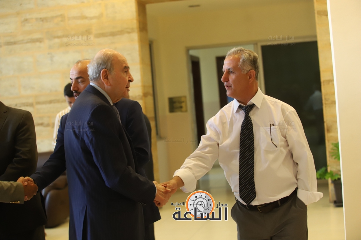 Madar Al-Saa Images 0.9098475013152099