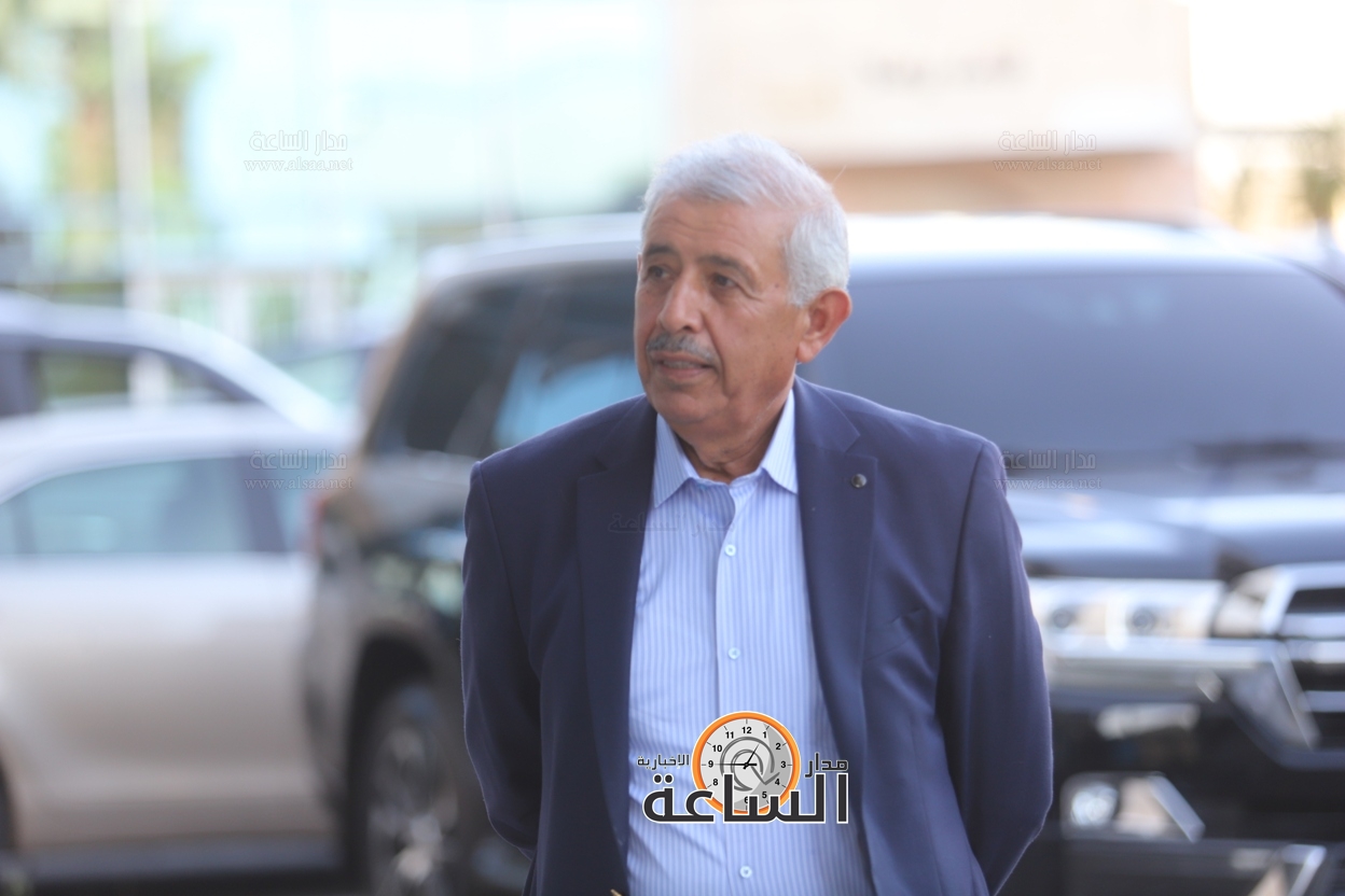 Madar Al-Saa Images 0.26156583461127836