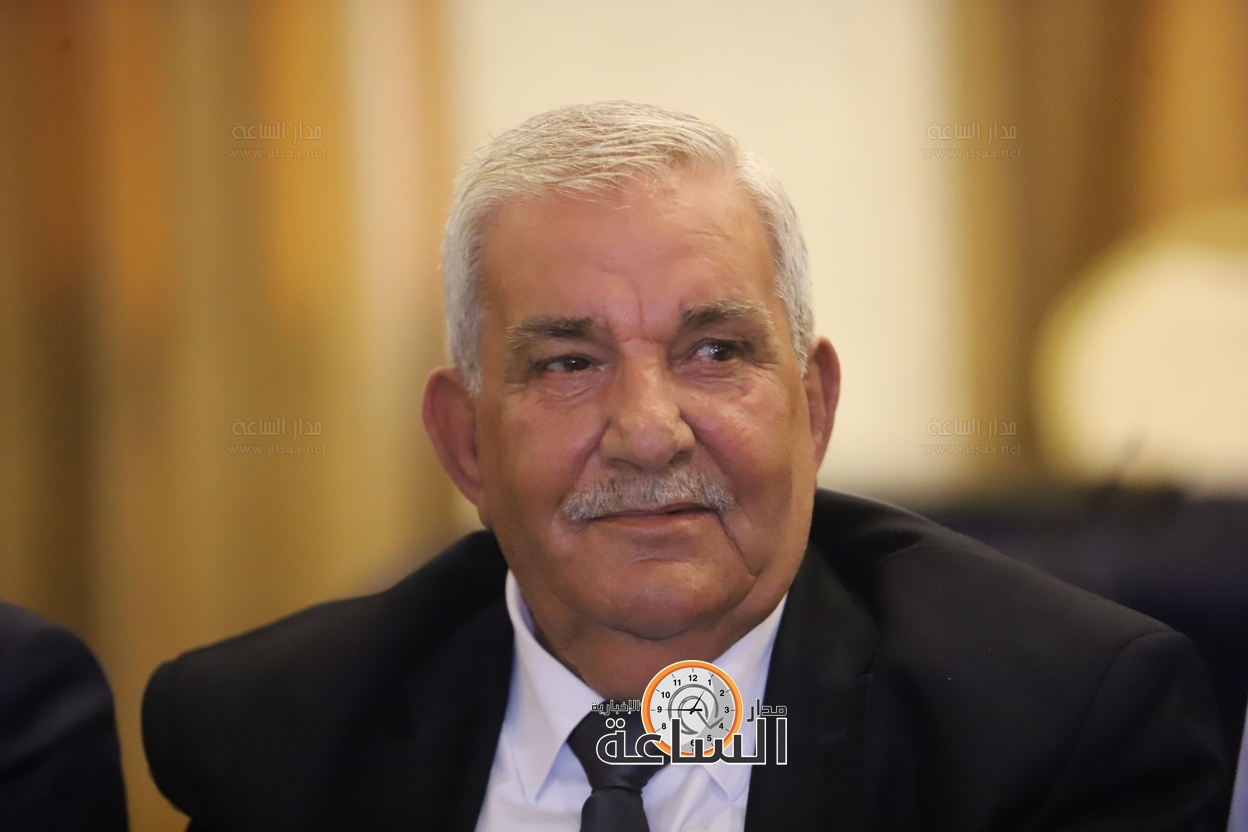 Madar Al-Saa Images 0.5007524531318235