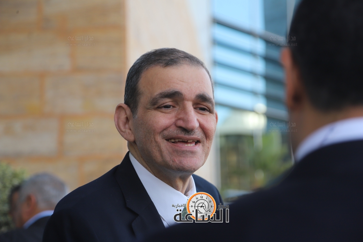 Madar Al-Saa Images 0.6823629819232302