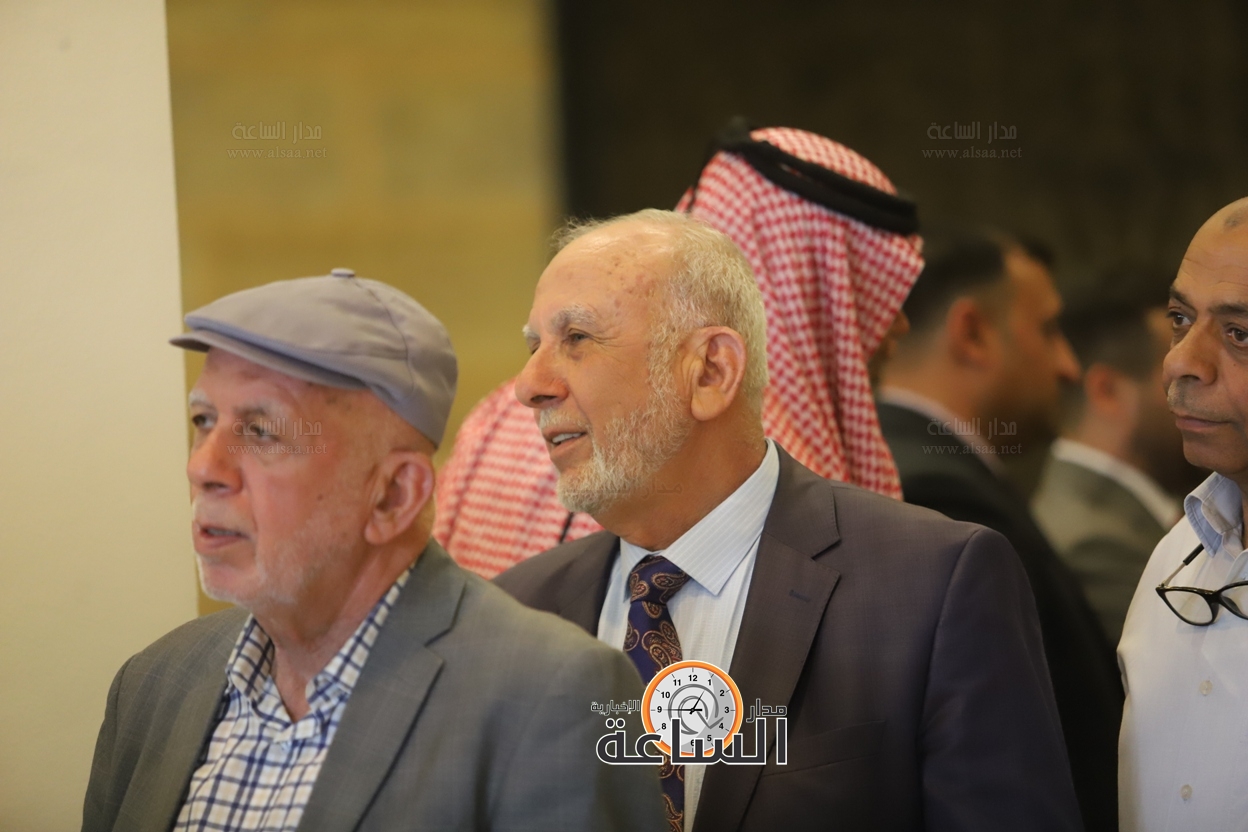 Madar Al-Saa Images 0.5170178167342361