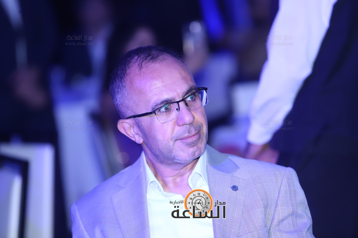 Madar Al-Saa Images 0.9319230822169835