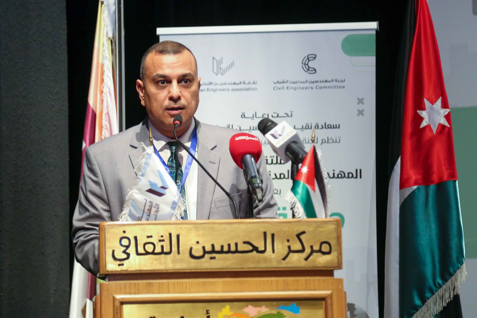 Madar Al-Saa Images 0.6057641188311313