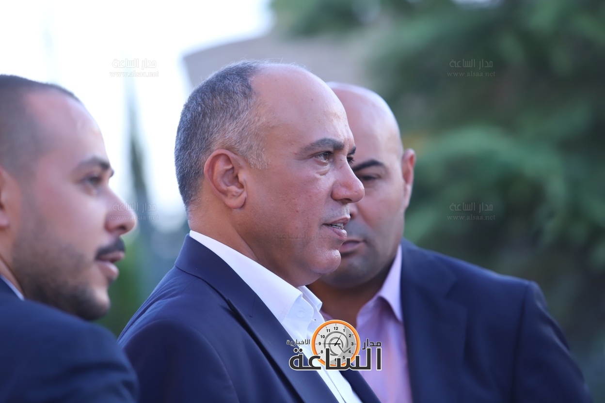 Madar Al-Saa Images 0.016707225873045517