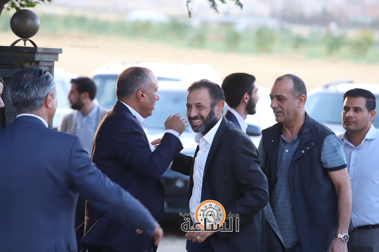 Madar Al-Saa Images 0.4065454410461543