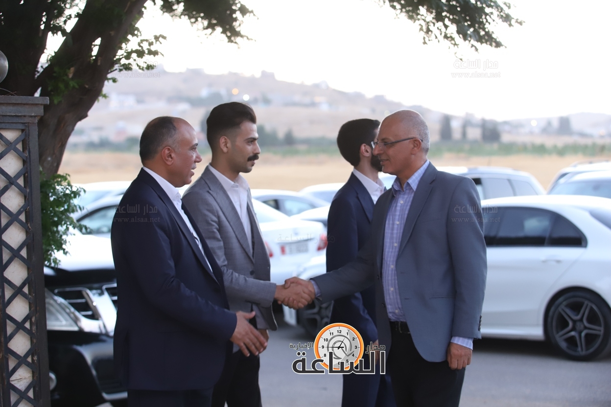 Madar Al-Saa Images 0.9055695780755804