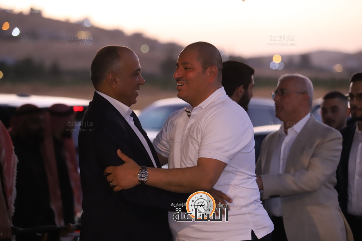 Madar Al-Saa Images 0.523462185848675