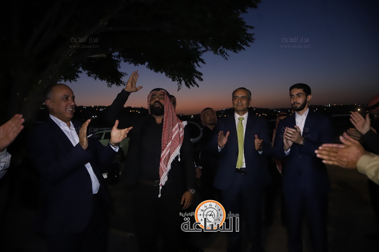 Madar Al-Saa Images 0.2665498197642836