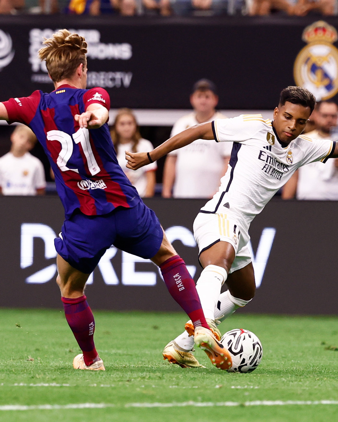 Madar Al-Saa Images 0.4419432323959429