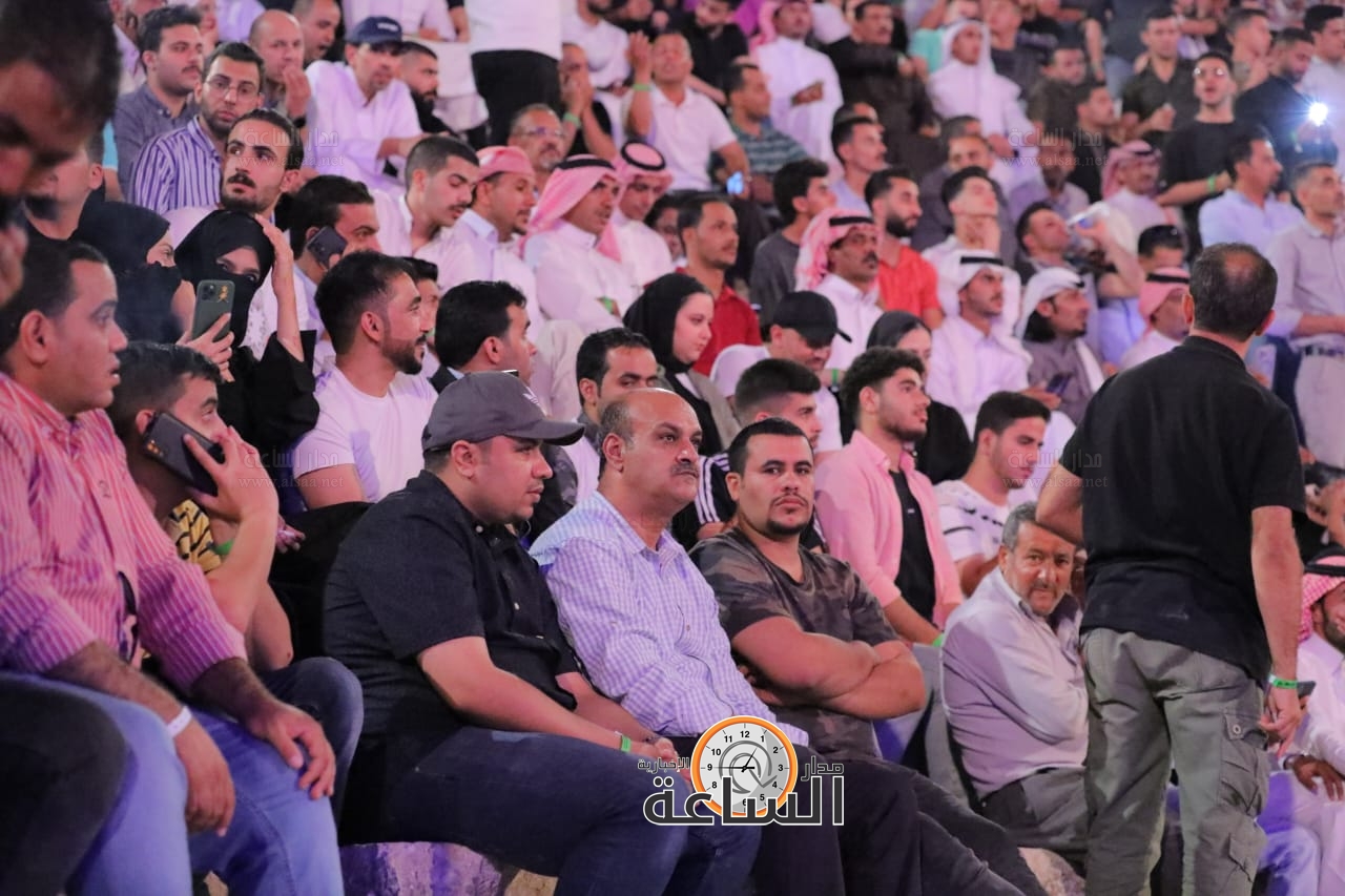 Madar Al-Saa Images 0.7369040573576471