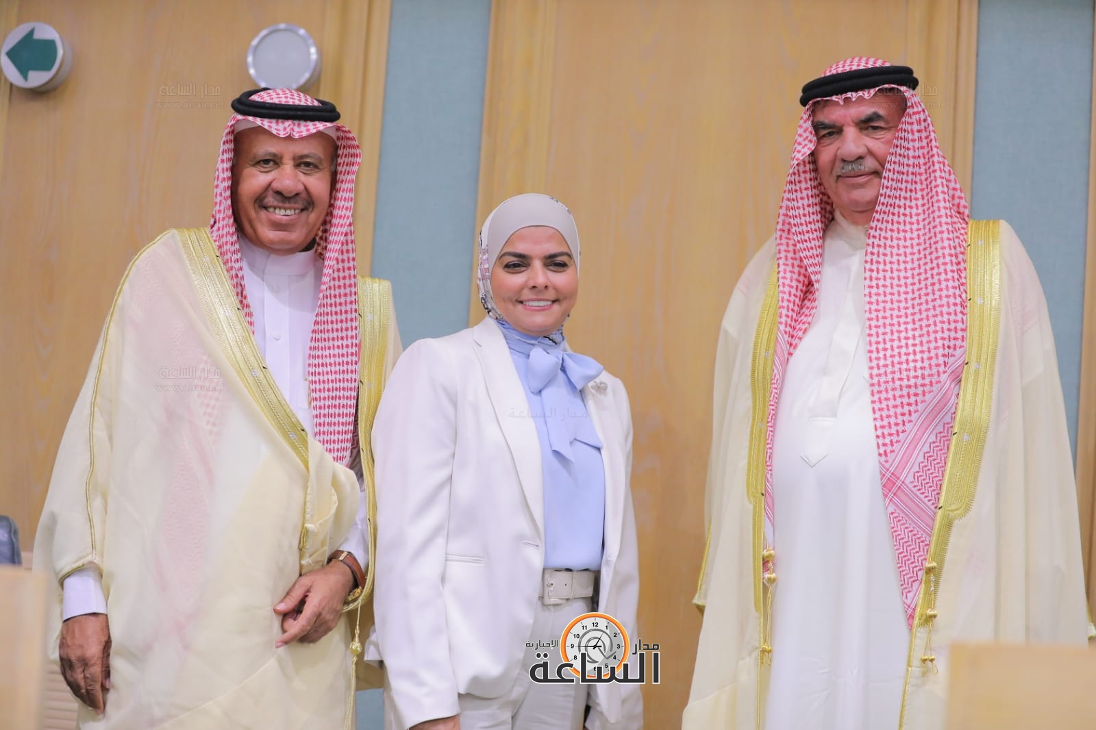 Madar Al-Saa Images 0.3787177512179416