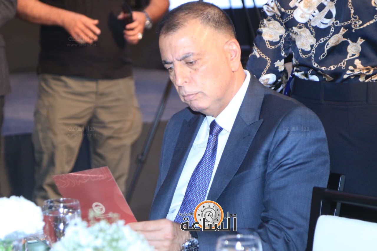 Madar Al-Saa Images 0.8618034118528508