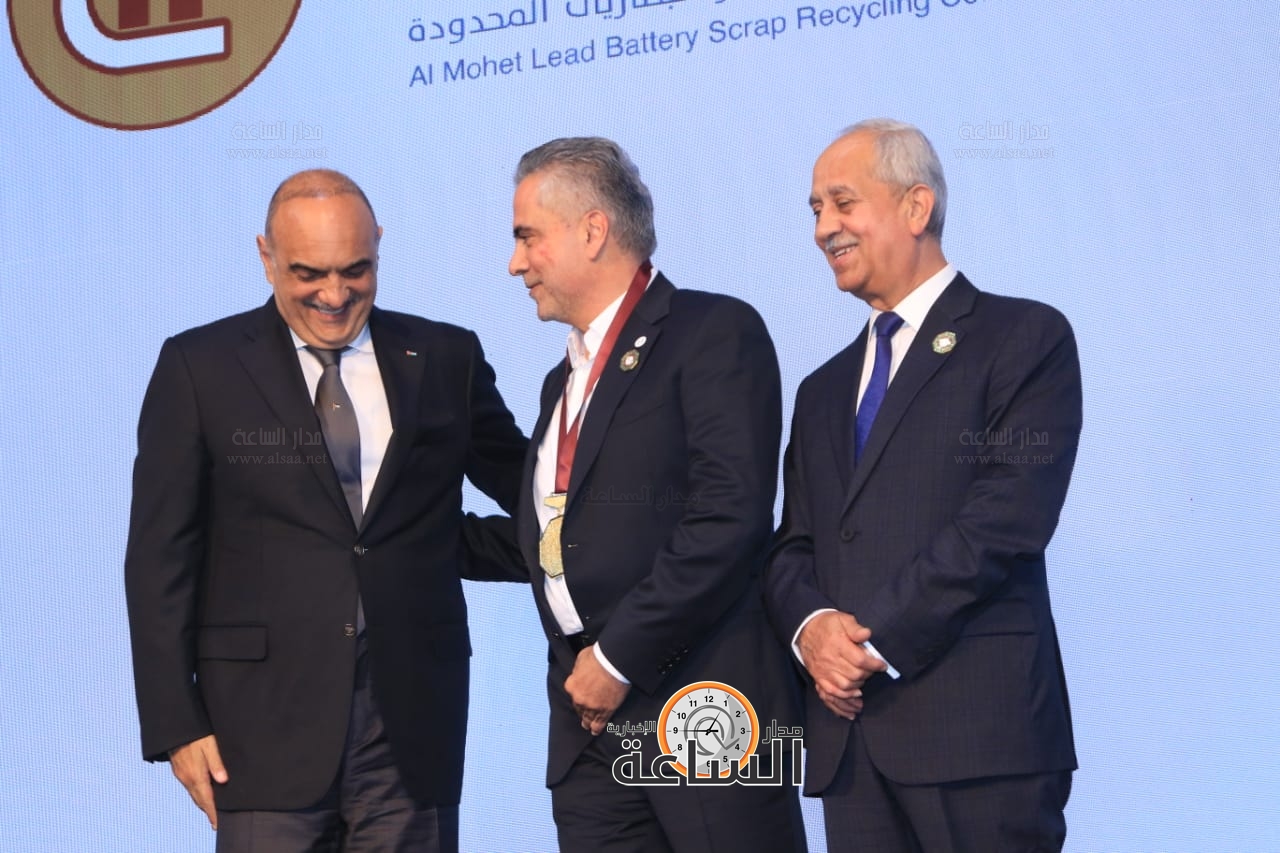 Madar Al-Saa Images 0.3310458987158451