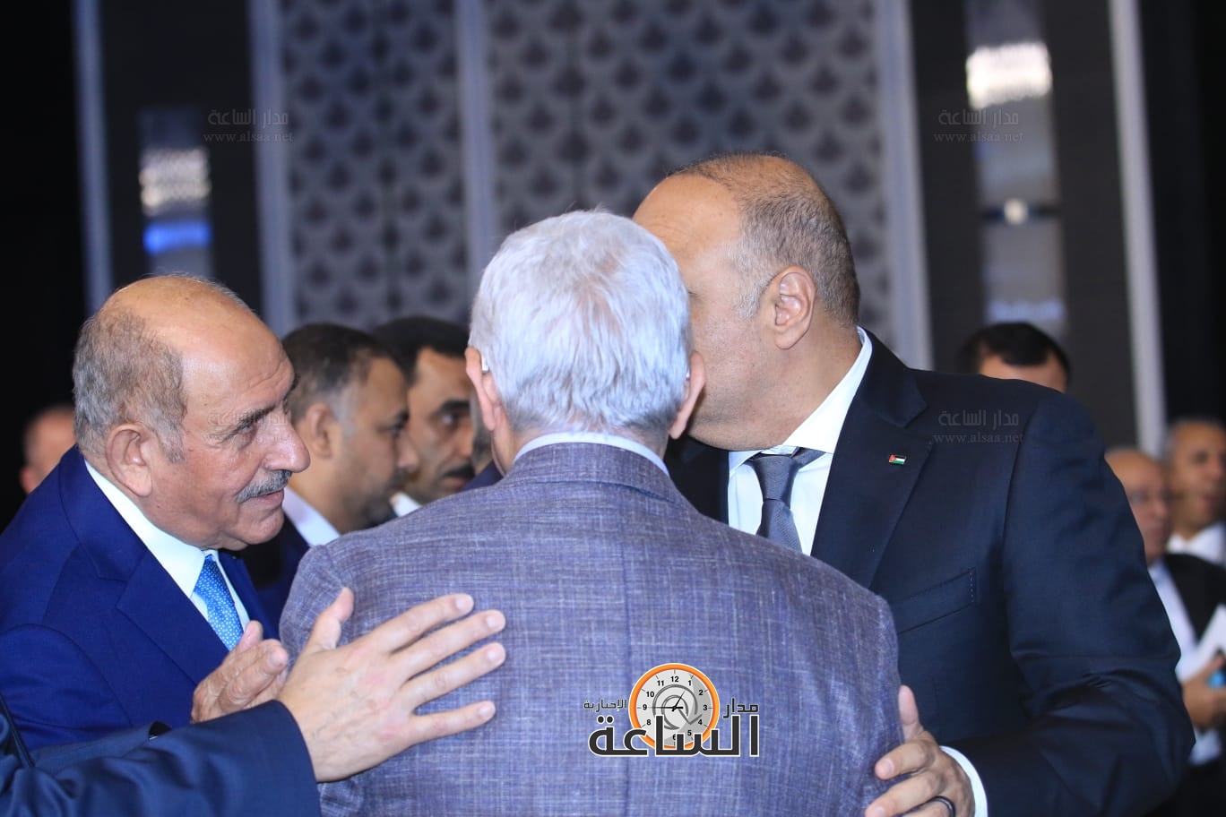 Madar Al-Saa Images 0.40805333635734686