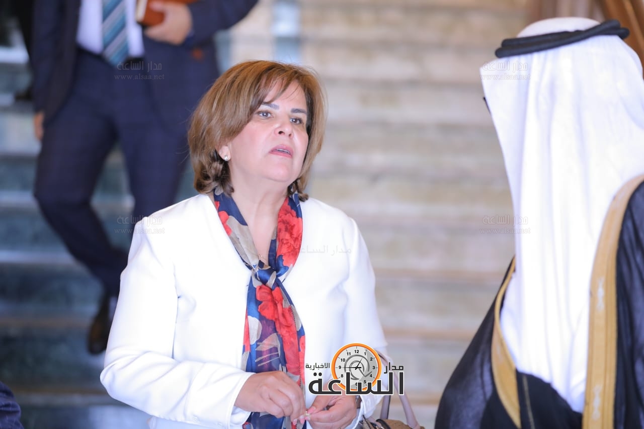 Madar Al-Saa Images 0.9094103059130627