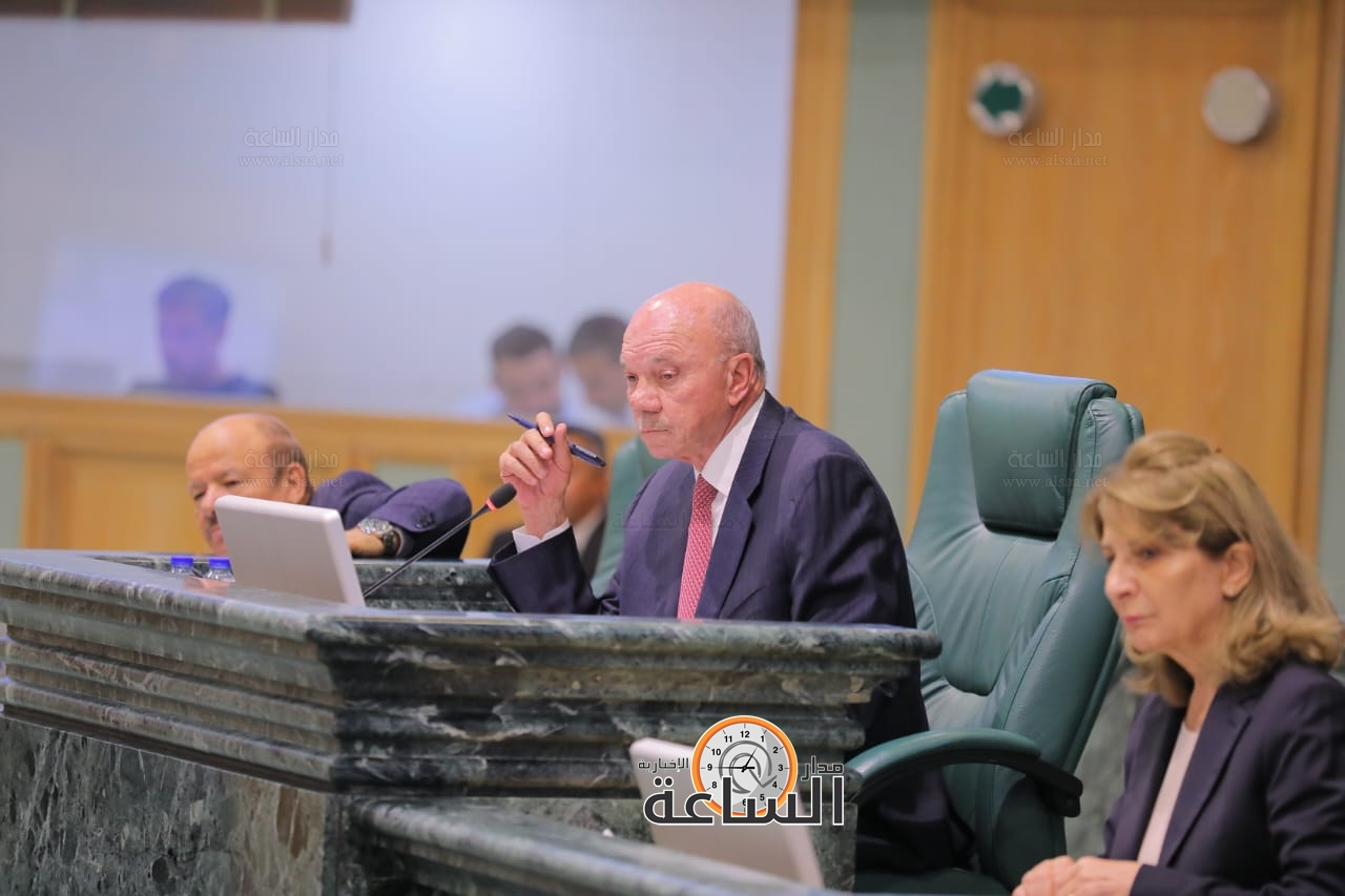 Madar Al-Saa Images 0.7904201032922744