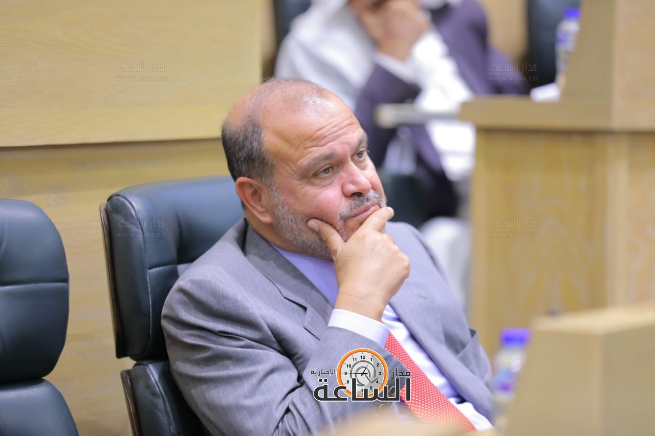 Madar Al-Saa Images 0.9968519135684812