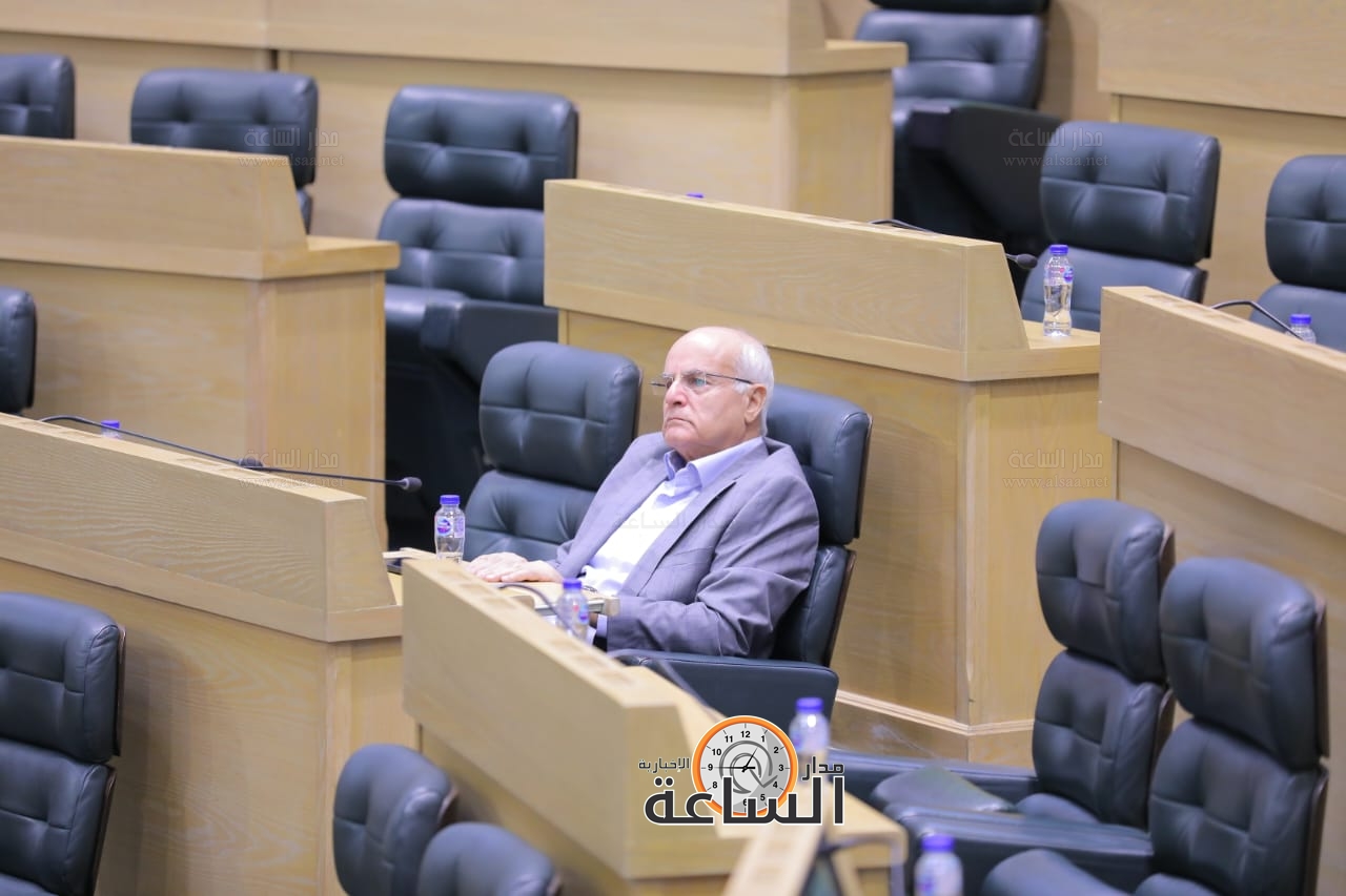 Madar Al-Saa Images 0.5415581821566597