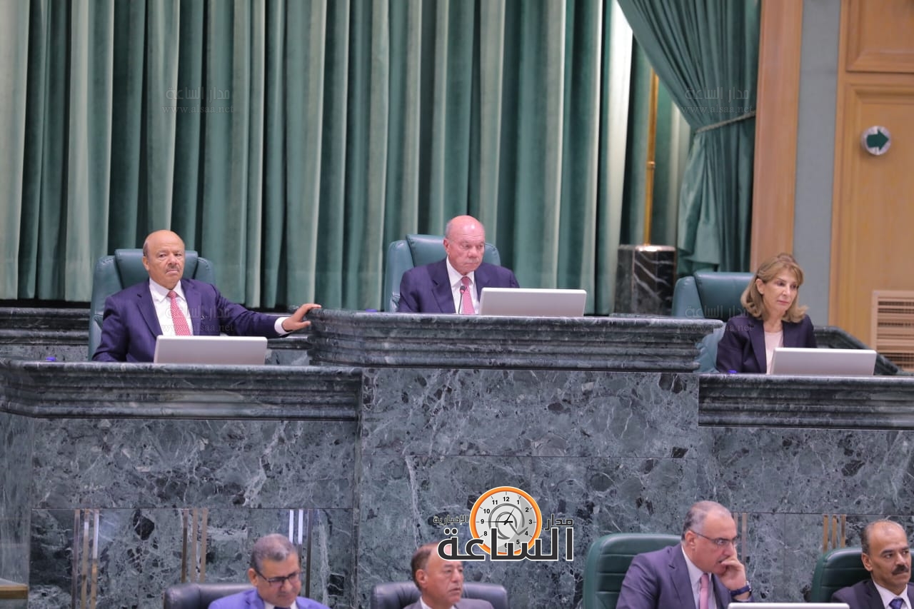 Madar Al-Saa Images 0.08359579307498