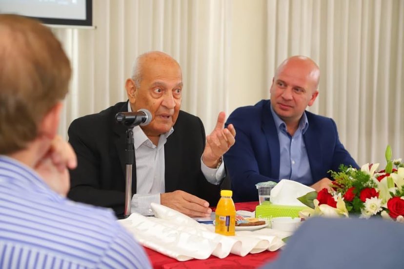 Madar Al-Saa Images 0.795062695486189